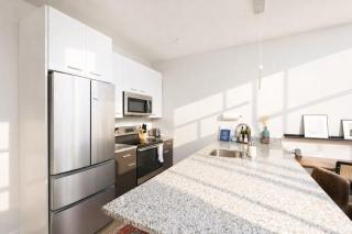 Charming Walker's Point Apt with Balcony - Sleeps 4 - 1