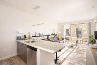 Charming Walker's Point Apt with Balcony - Sleeps 4 - 4