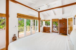 5 bed house walk to shops beach and restaurants - 1