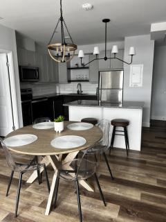 New The Carlyle 307 - 2BR Beachside Condo in Grand Bend - 4