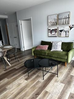 New The Carlyle 307 - 2BR Beachside Condo in Grand Bend - 2