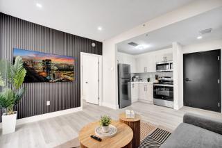 Chic 2BR 2BA South Beach Spot Ocean 1 Min Away 202 - 5