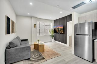 Chic 2BR 2BA South Beach Spot Ocean 1 Min Away 202 - 4