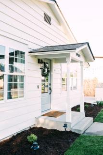 Newly Renovated Downtown Chelan with Patio and Dogs OK - 6
