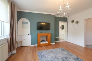Goldie Apartment 2BR flat - 3