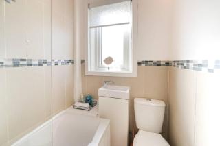 Goldie Apartment 2BR flat - 2