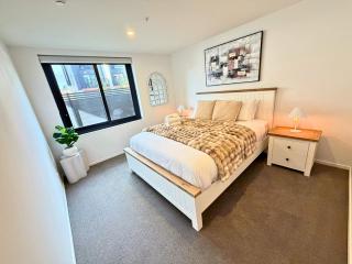 Central Christchurch One Bedroom Apartment - 7