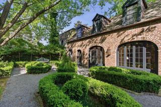Gibbon House at Casa Zoe - 6
