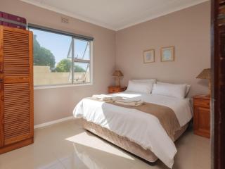 23 De Waal Drive - 6