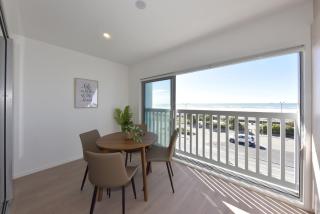 Beachfront Stay with Balcony and Ocean Views - 7