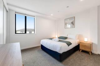 Penrose 2BR Gem with Parking and Air-con - 8