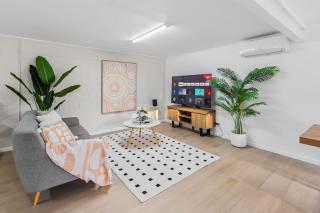 Affordable Studio sleeping and living space combined - 0