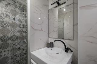 Urban Comfort - Central Apartment with terrace - 2