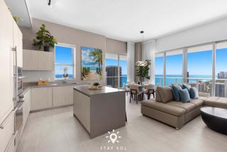 High Floor 2BR and 2 BA Free Parking - 0
