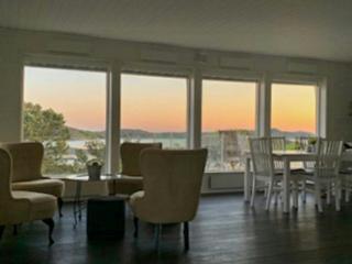 Villa With Lovely Sea View In Fjällbacka - 3