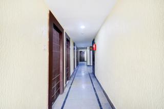 Super Townhouse Narayanaguda Metro Station Formerly Hotel Anshu Grand - 4