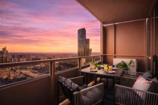 SANS SOUCI Level 36 Skyline & Bayview 2Bed 2Bath Apt with Free Parking Near Crown - 9