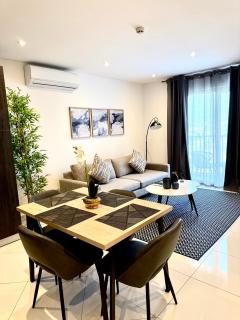 One Bedroom Apartment at Elite Luxury Suites at Loxwood House - 2