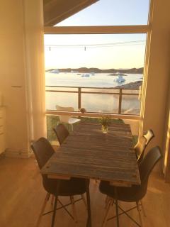 Ilulissat Guesthouse - Red House - 6