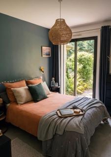 bedrooms, bathroom and private toilet - 2