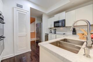 Kirby Poolhouse - Game Room - Garage - Elevator - 4