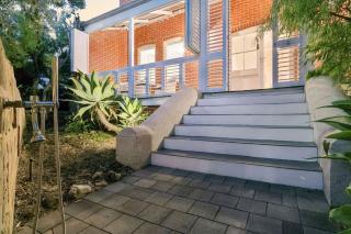 North Fremantle Retreat Walk to Beach, River & Train - 4