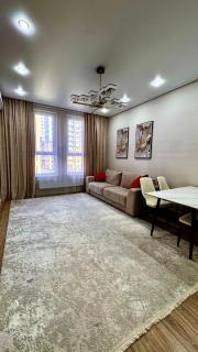 Comfort-class apartment in the center! 2-room unit in the Kristall residential complex - 1