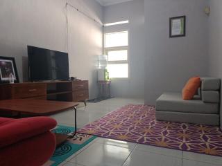 ADK Papandayan Homestay & Tour - 0