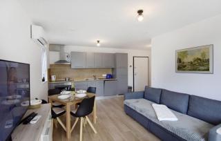 Comfort apartment in Zambratija - 2