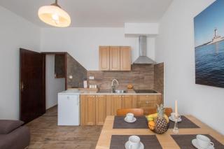 Peaceful apartment with private terrace - 1