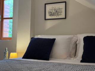 Spectacular Bayview Apt With Big Private Garden - 3