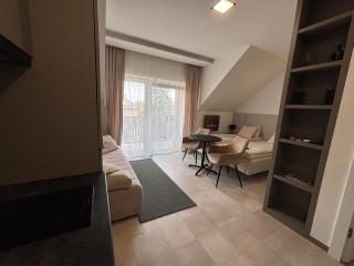 LaMira 2,3 Apartments - 4