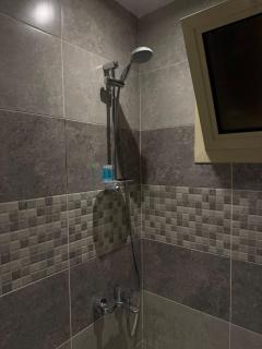 بصمه سويت للشقق المخدومه - 1