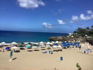 Exquisite Beachfront Penthouse 2bd 2ba - 9