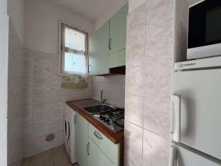 Large three- room apartment facing the sea - 4