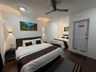 FarahBakshResidency - 8