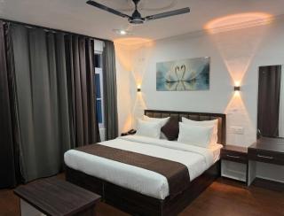 FarahBakshResidency - 6