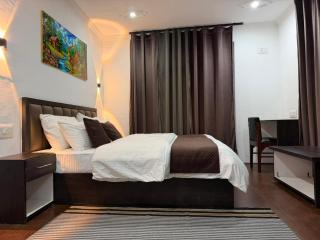 FarahBakshResidency - 4