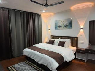 FarahBakshResidency - 3