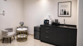 Studio Room With Pool View - 6