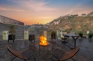 8 Bedrooms Private Property I Familys I groups I Kitty Parties I Near Mall Road Kasauli I By Kasauli Residency - 7
