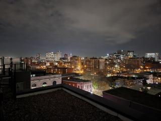 Penthouse with a great view in DT! 5 mins to metro - 7