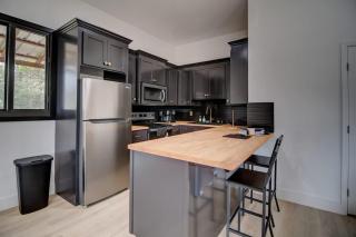 Quiet Acres Barn By Dream Vacation - 8