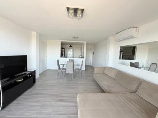 Puerto Amarras Apartment - 6