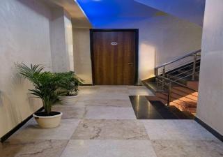 Hotel Amour Delhi Near by International Airport - 3