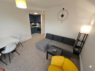 Waterford Triangle Apartment - 6