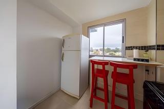 Amplio depto. zona abasto - 3