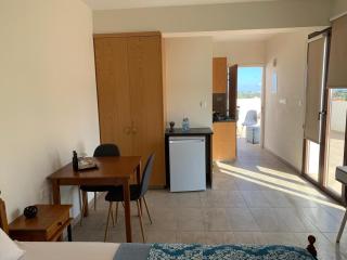 Daniel's Hotel Apartments - 7