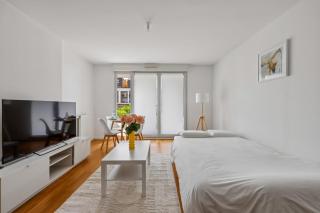 Modern Apartment with Free Garage - 7