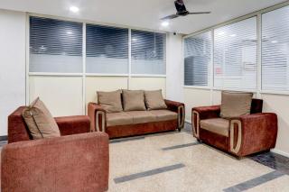 Collection O Madhapur Near Cyber Tower - 9